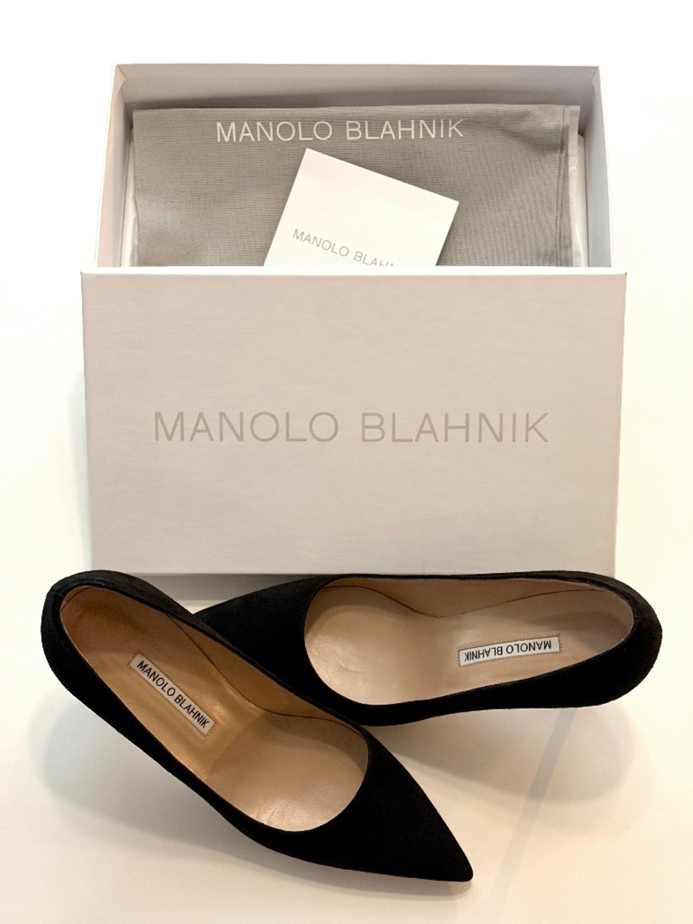Manolo Blahnik BB 70 Black Suede Pumps Size 38 - Picture 5 of 6